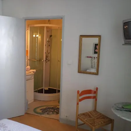 Restaurant L'oustal Hotel 2*